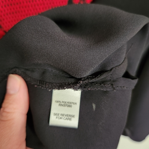 Black and red Cato blouse size 14/16W‎ - Picture 11 of 12